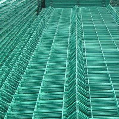 πράσινο PVC φρακτών πλέγματος καλωδίων 3mm 4mm ενωμένο στενά ντυμένο PVC τρισδιάστατο που ντύνεται